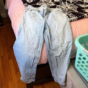 American Eagle Outfitters Light Blue Boyfriend Jeans